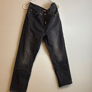 Levi's Women's Black Straight Leg Jeans